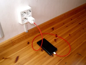 OnePlus 3 smartphone charging